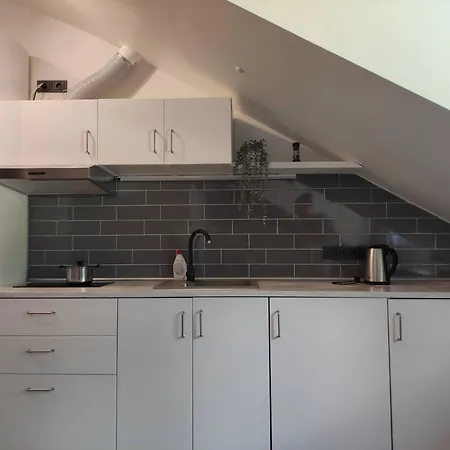 Cosy In Center Apartment